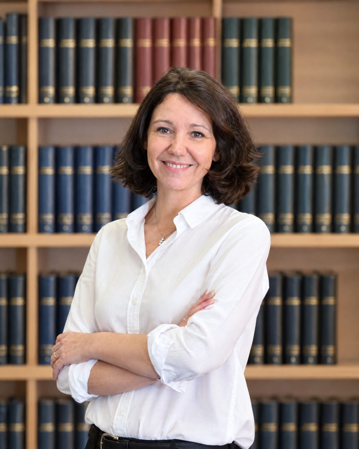 Maître Carole Manni, avocate en droit de la famille à Reims, dans son cabinet